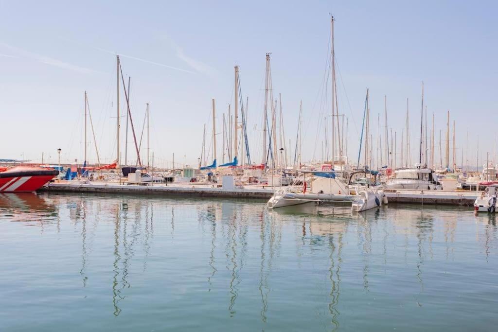 Ferienwohnung Vista Al Faro Estepona Exterior foto